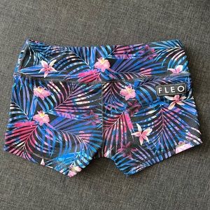 Fleo | Shorts